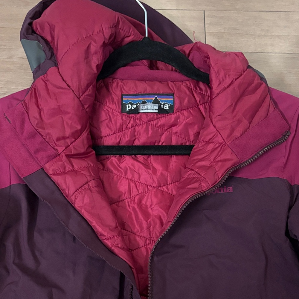 Women's Patagonia Two-Tone Jacket - Picture 2 of 4